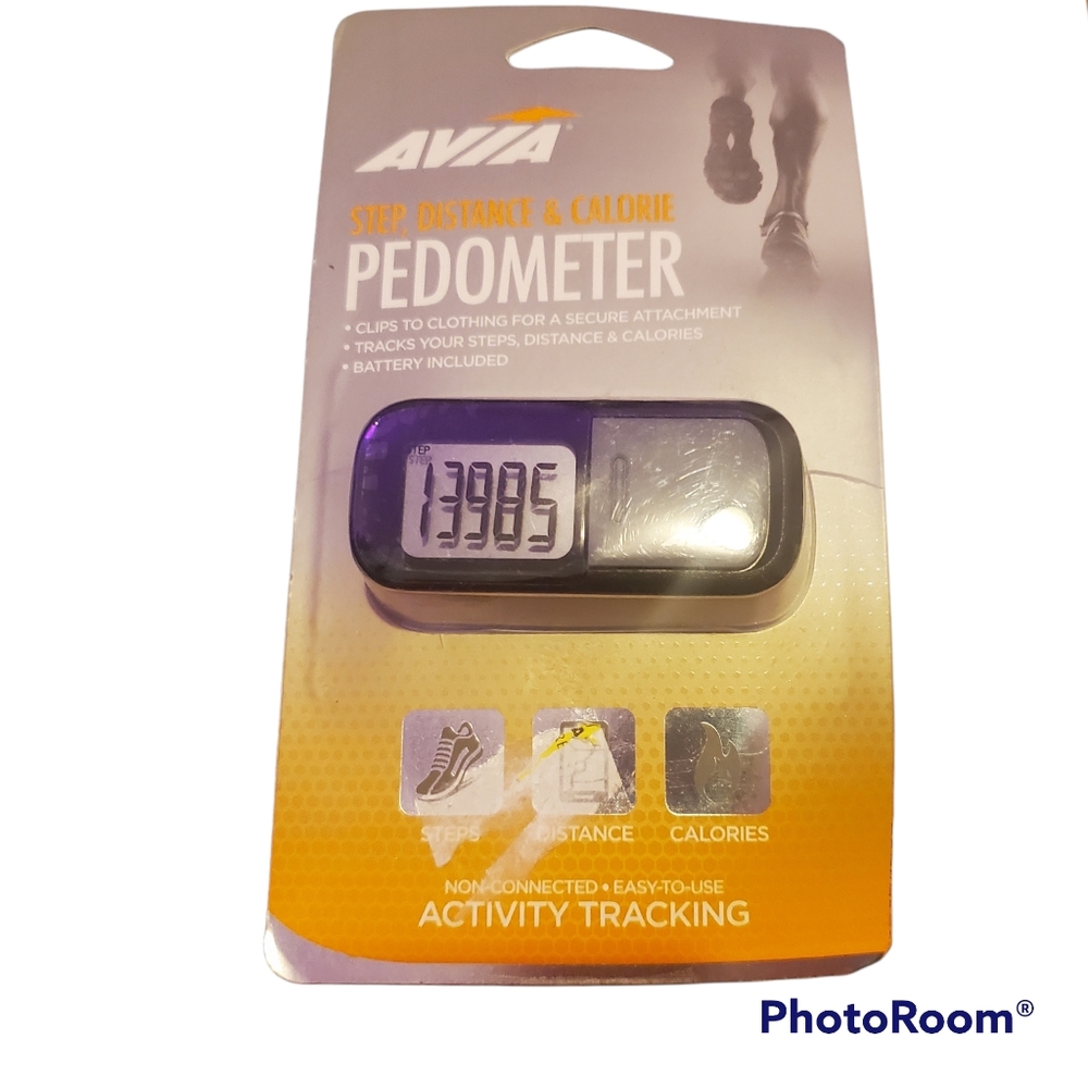 AVIA Step distance & calorie pedometer. Activity tracking